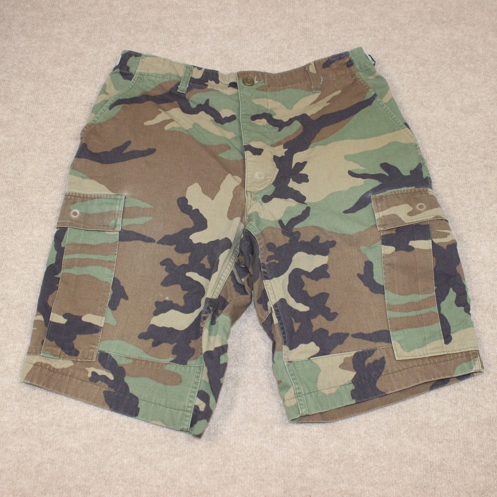 Vintage Military Woodland Camo Cargo Shorts Mens Medium Regular Adjustable Waist